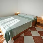 Ava Apartmán