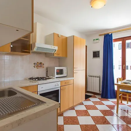 Apartament Ava