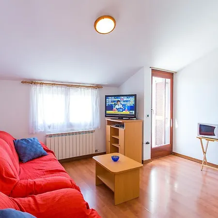 Ava Apartment *