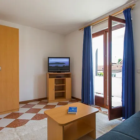 Apartment Ava *